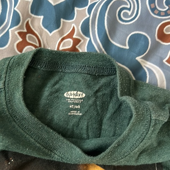 Old navy Star Wars graphic tee size 4t - Picture 3 of 4